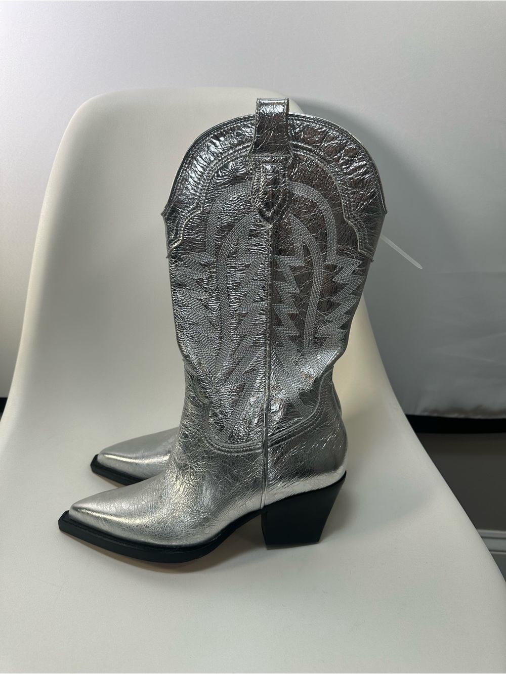Ryland Extra Wide Calf Boots Silver Distressed Leather‎